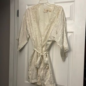 Victoria’s Secret bridal robe